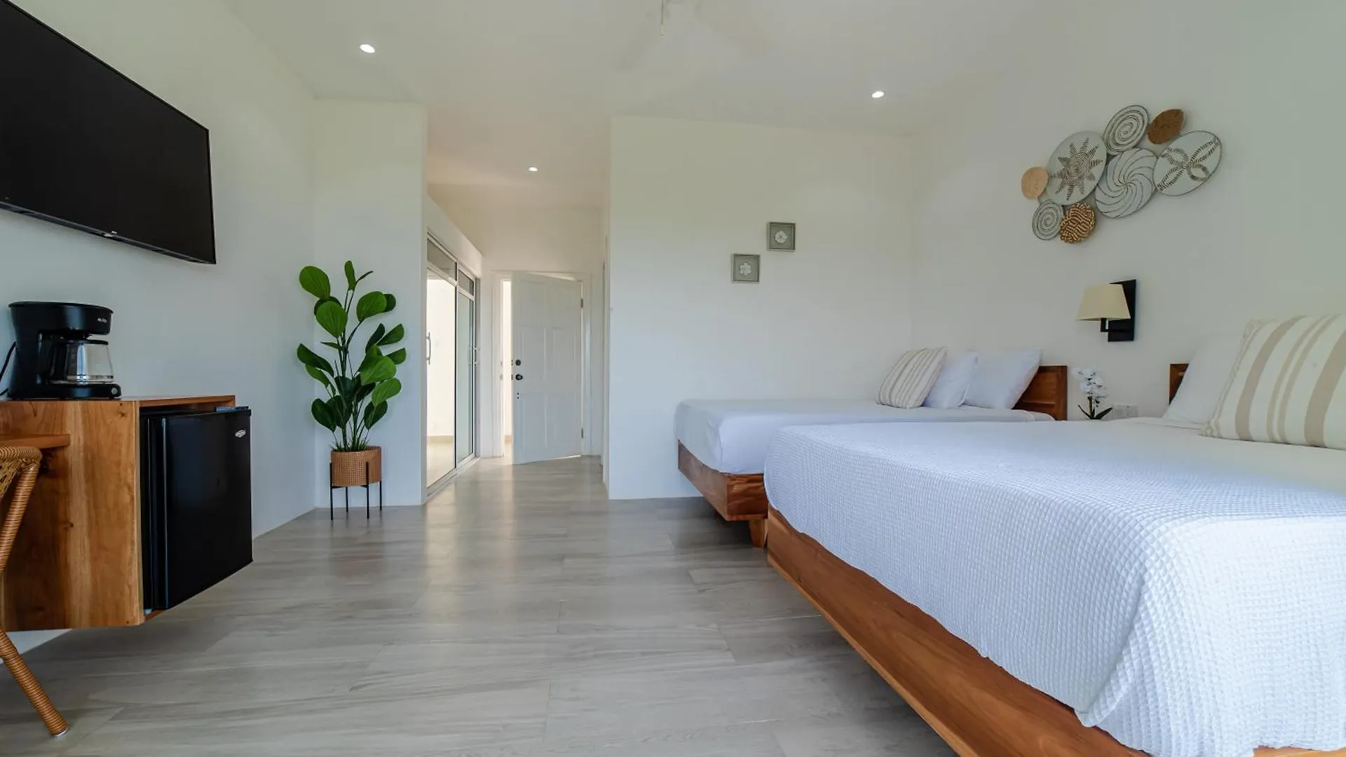 Guest house High Life Resort & Spa Negril
